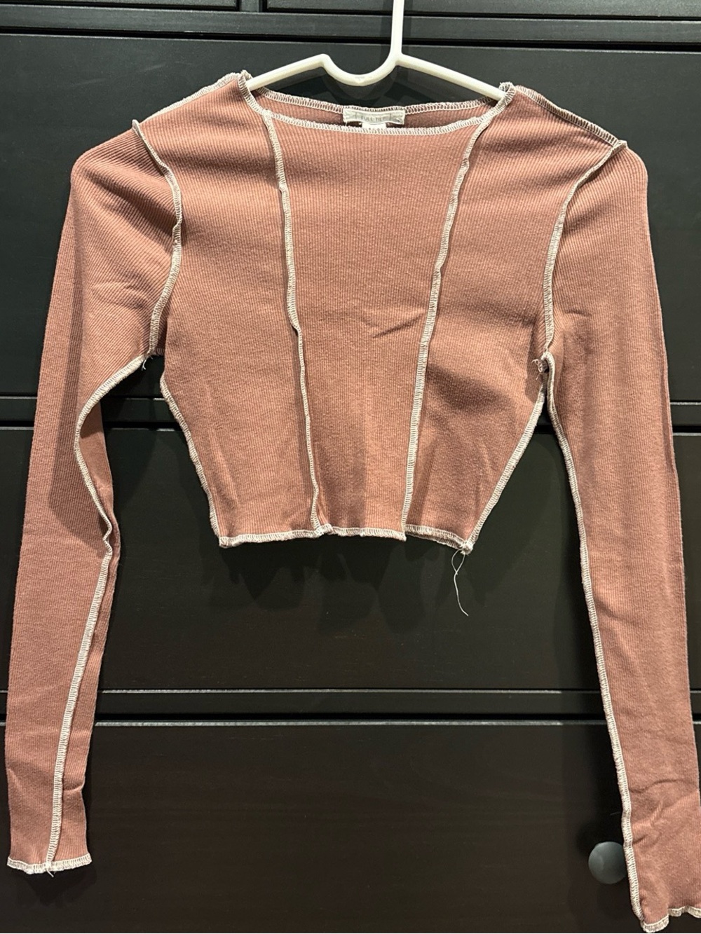 Ribbed Cropped Long-Sleeve Top